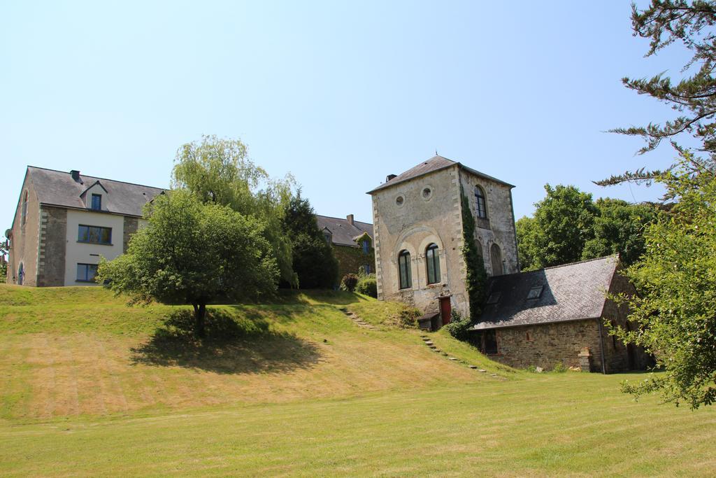 Отель Le Manoir Du Rodoir Ла-Рош-Бернар Экстерьер фото