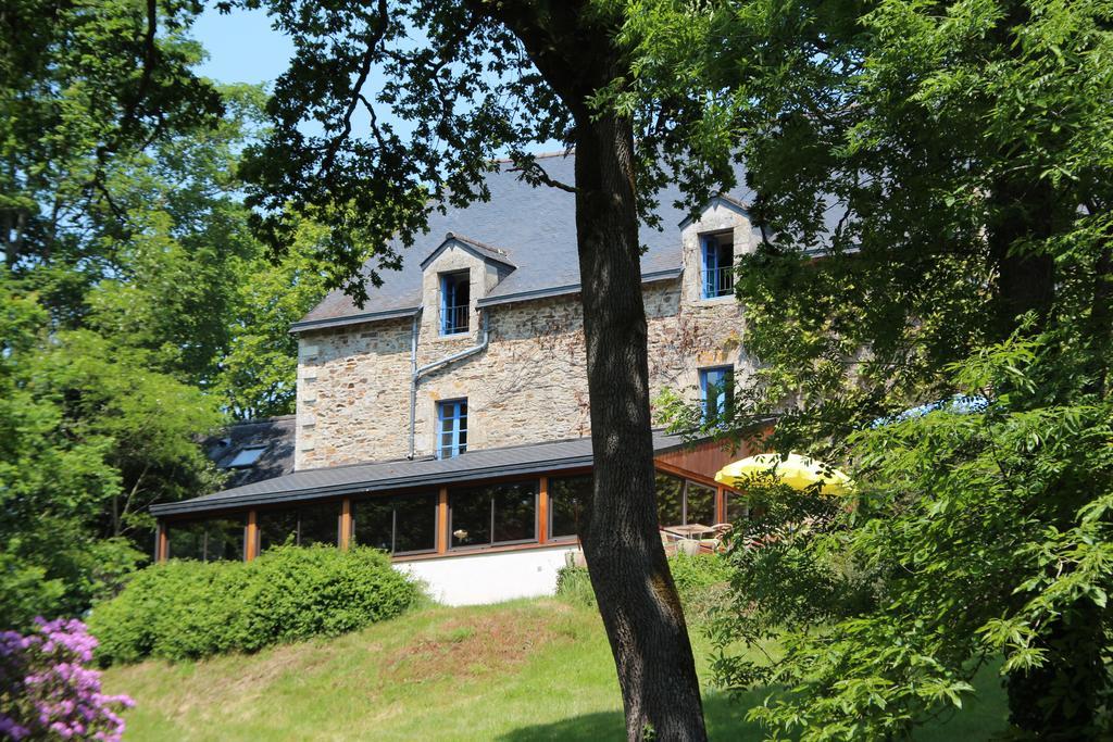 Отель Le Manoir Du Rodoir Ла-Рош-Бернар Экстерьер фото
